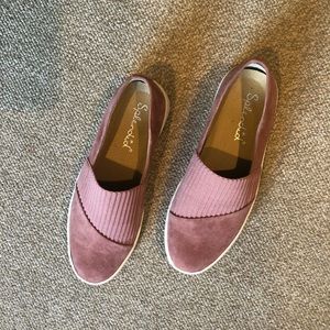 Pink Splendid Slip-Ons - Like new!
